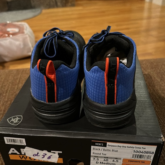 ARIAT men’s Outpace Day One Safety Composite Toe - Picture 4 of 16